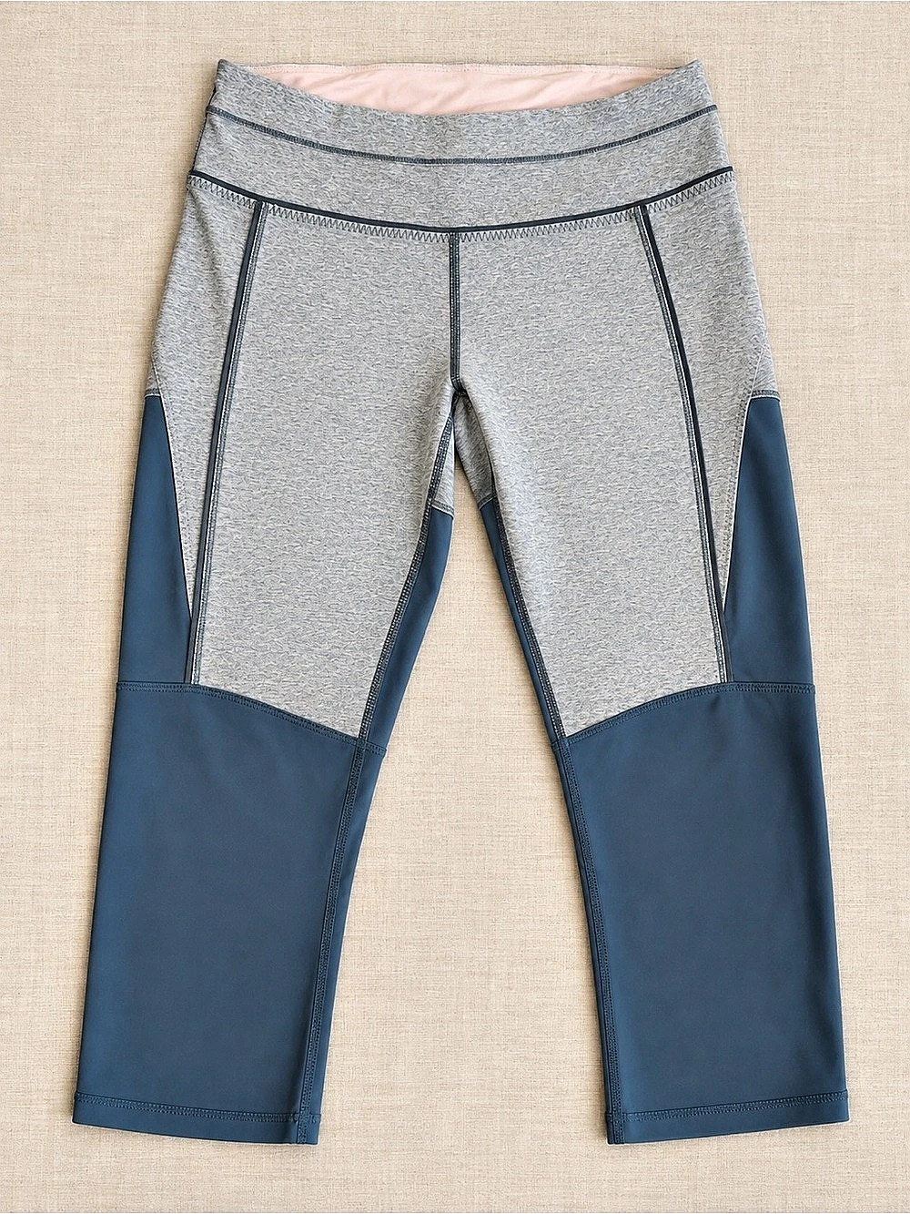 lululemon Color Block Cropped MeshLeggings Size 6 Like New
